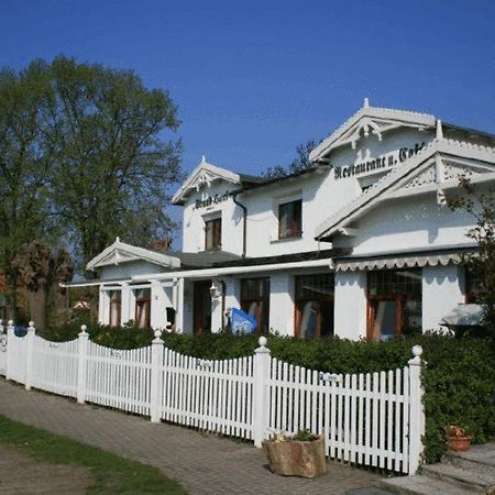 Strand-Hotel Lobbe Exterior foto